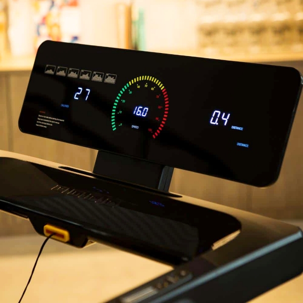 Kompaktiškas sulankstomas bėgimo / ėjimo takelis BH Fitness Nyman G6400 LED Kompaktiškas sulankstomas bėgimo / ėjimo takelis BH Fitness Nyman G6400 LED