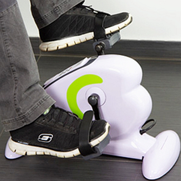 Rankų ir kojų minamas reabilitacinis mini dviratis treniruoklis su magnetiniu pasipriešinimu BH Fitness Mini Bike YF612 LED