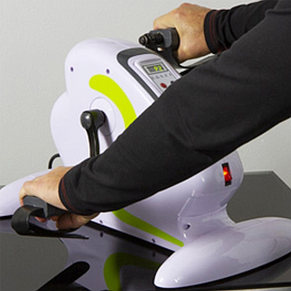 Rankų ir kojų minamas reabilitacinis mini dviratis treniruoklis su magnetiniu pasipriešinimu BH Fitness Mini Bike YF612 LED