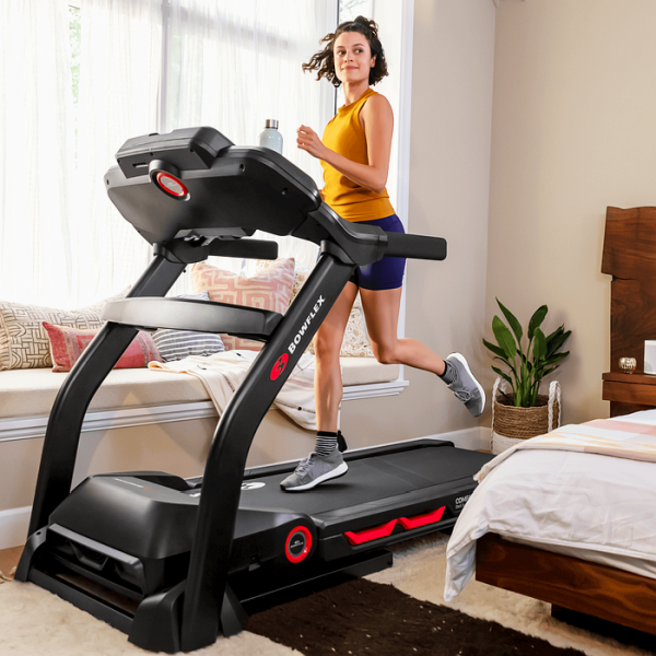 Pusiau profesionalus bėgimo takelis Bowflex T18 TFT 7" HD Pusiau profesionalus bėgimo takelis Bowflex T18 TFT 7" HD