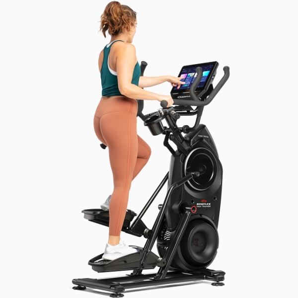 Elipsinis steperis treniruoklis Bowflex Max Total 40 TFT 19" HD Elipsinis steperis treniruoklis Bowflex Max Total 40 TFT 19" HD
