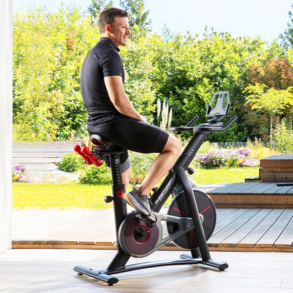 Spiningo dviratis treniruoklis su rankiniu (mechaniniu) valdymu Christopeit Racer BIke 4.0