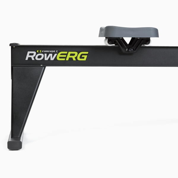 Paaukštintas irklavimo treniruoklis su oro pasipriešinimu Concept2 RowErg PM5 Tall LCD PRO