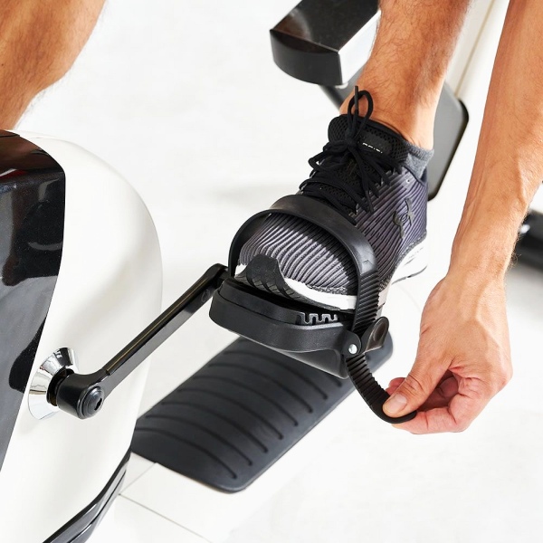 Dviratis treniruoklis Horizon Fitness Comfort R8 LCD Dviratis treniruoklis Horizon Fitness Comfort R8 LCD