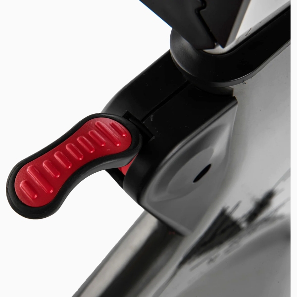 "Premium" klasės komfortiškas spiningo dviratis - spineris Spirit Fitness Johnny G Bike LED