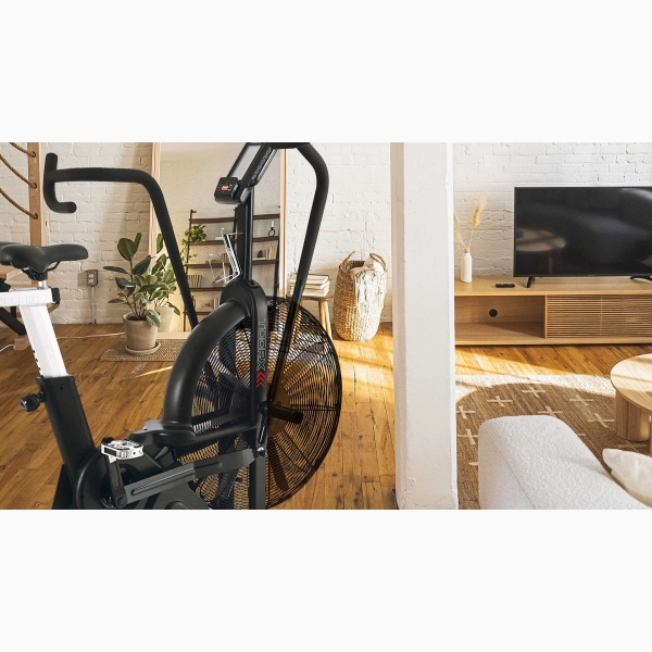 Profesionalus CrossFit" dviratis treniruoklis su oro pasipriešinimu Toorx BRX AirCrossBike LCD PRO Profesionalus CrossFit" dviratis treniruoklis su oro pasipriešinimu Toorx BRX AirCrossBike LCD PRO